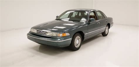 1995 crown victoria chassis metal type|1995 Ford Crown Victoria Specifications.